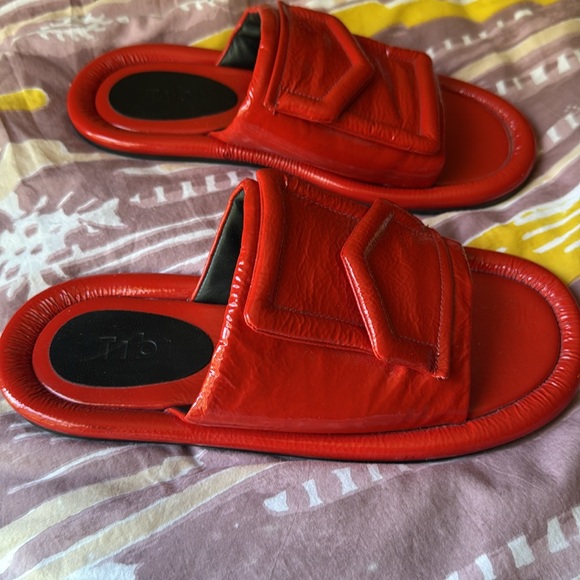Tibi Beyren slides in red crinkle patent, size 40EU, EUC. $125 - Picture 4 of 8
